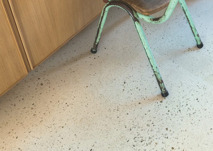 Вінілова підлога Quick Step illume AVMTU40276 Pebble concrete