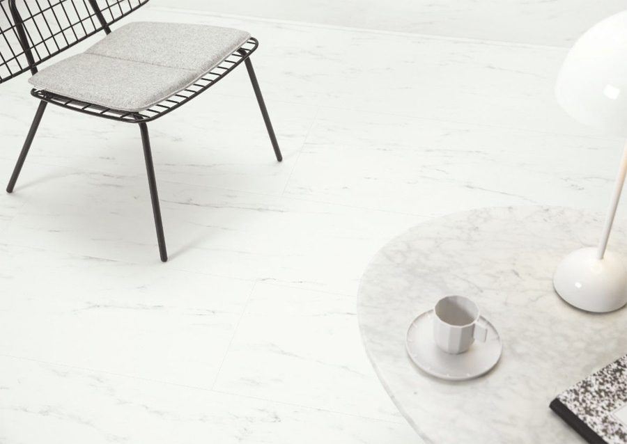 Вінілова підлога Quick Step Alpha Vinyl Tiles AVST40136 Мармур карарський білий